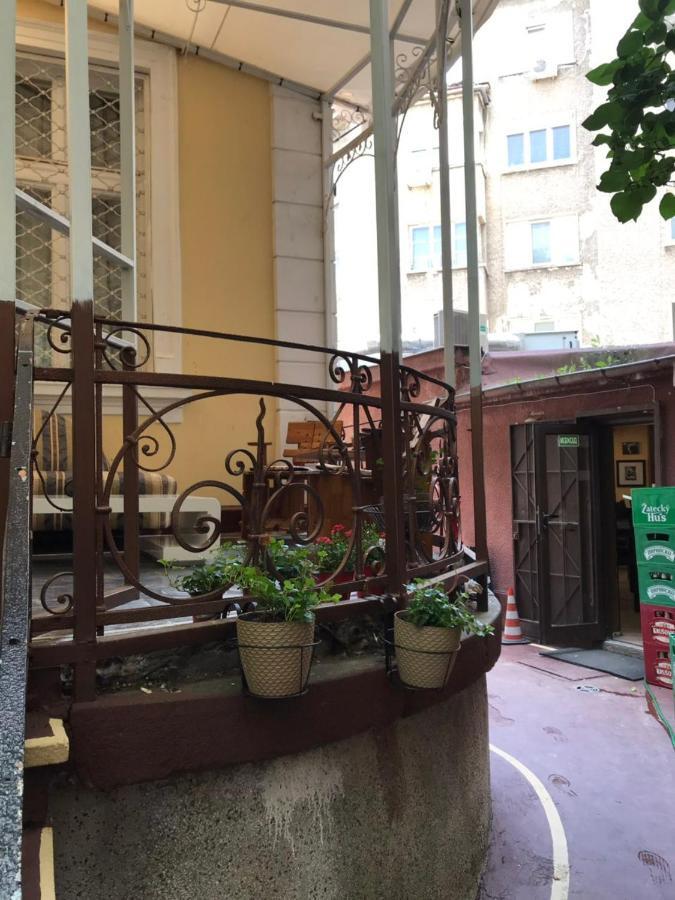 Come Inn - 24H Self Check-In Sofia Luaran gambar